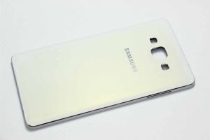 Задняя крышка Samsung A700H, A700F, Galaxy A7 (2015) Белая - 547241